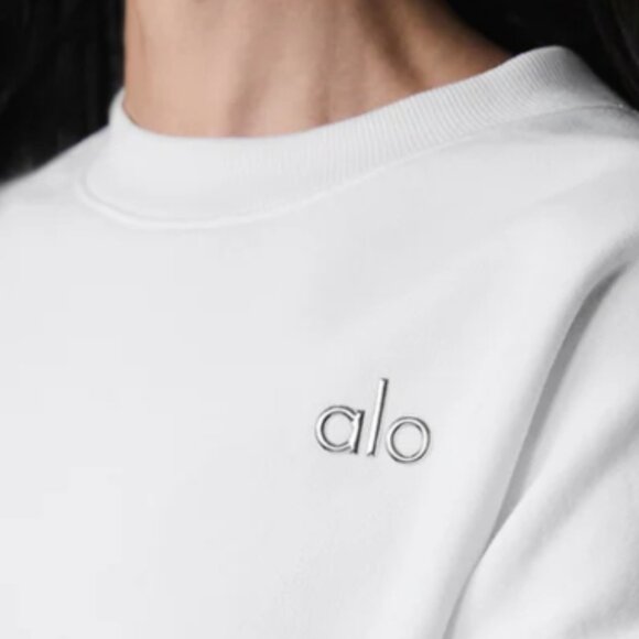 NWT Alo Yoga Accolade Crew Neck Pullover Size Medium - Picture 8 of 10